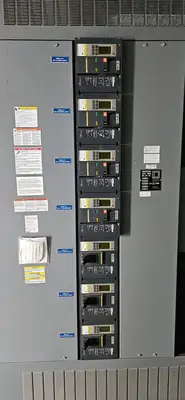 USED 2017 SQUARE D QED