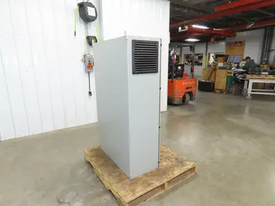 Allen Bradley 22C-D072A103 Powerflex 400 AC Drive VFD 50Hp 460V 3Ph Enclosure