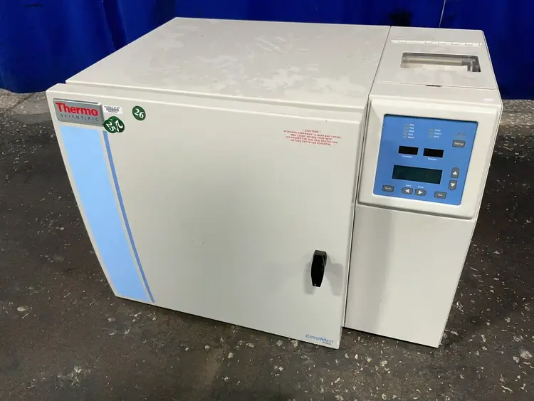 Used THERMO FISHER SCIENTIFIC 7450 Heat Treating Units Ohio US | HGR 24 #1404718
