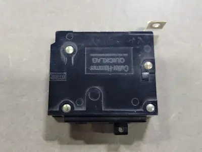 Used CUTLER-HAMMER QBHW1015 Switchgears British Columbia CA | Lenmark #242270