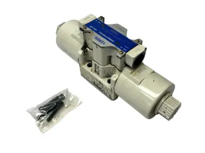 USED YUKEN HYDRAULIC DIRECTIONAL CONTROL VALVE 31.5MPA SHELFWARE