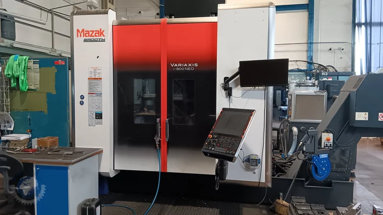 Used 2023 MAZAK VARIAXIS I800 NEO Vertical Machining Centers (5-Axis or More) SK | F.M.T. Group s.r.o. #1406955