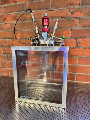 Used BUCHIGLASUSTER JACKETED 0.8 LITER GLASS REACTOR, 6 BAR W/ IMPELLER Reactors California US | Equipment Lab #1407299