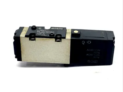 NVFS2100-3F | SMC  Solenoid Valve, 4/5 Port, 15-145psi - Used