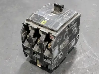 USED SQUARE D QO315