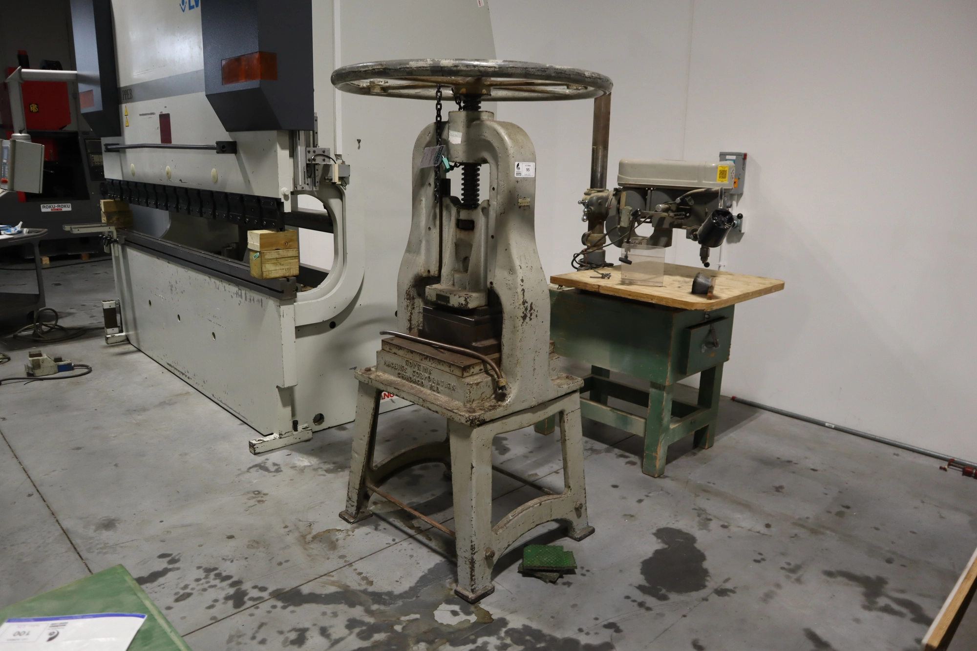 Used HOPKINS MACHINE CO. GENERIC Screw Presses Minnesota US | Machinesused.com #1294037
