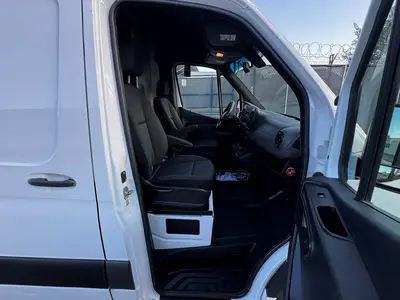Used 2019 FREIGHTLINER SPRINTER Vans Florida US | Truck and Van Outlet #1509215
