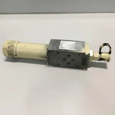 USED REXROTH ZDR6DPI40210YM12