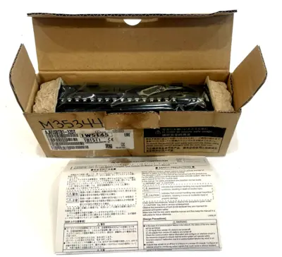 NEW MITSUBISHI AJ65SBTB1-32DT CC-LINK I/O MODULE AJ65SBTB132DT