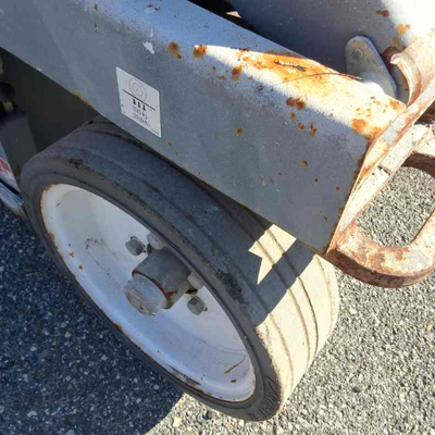 USED 2014 Skyjack SJ4632