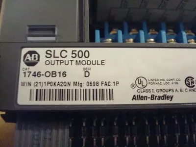 Allen Bradley 1746-OB16/D SLC 500 Output Module w/Box Used