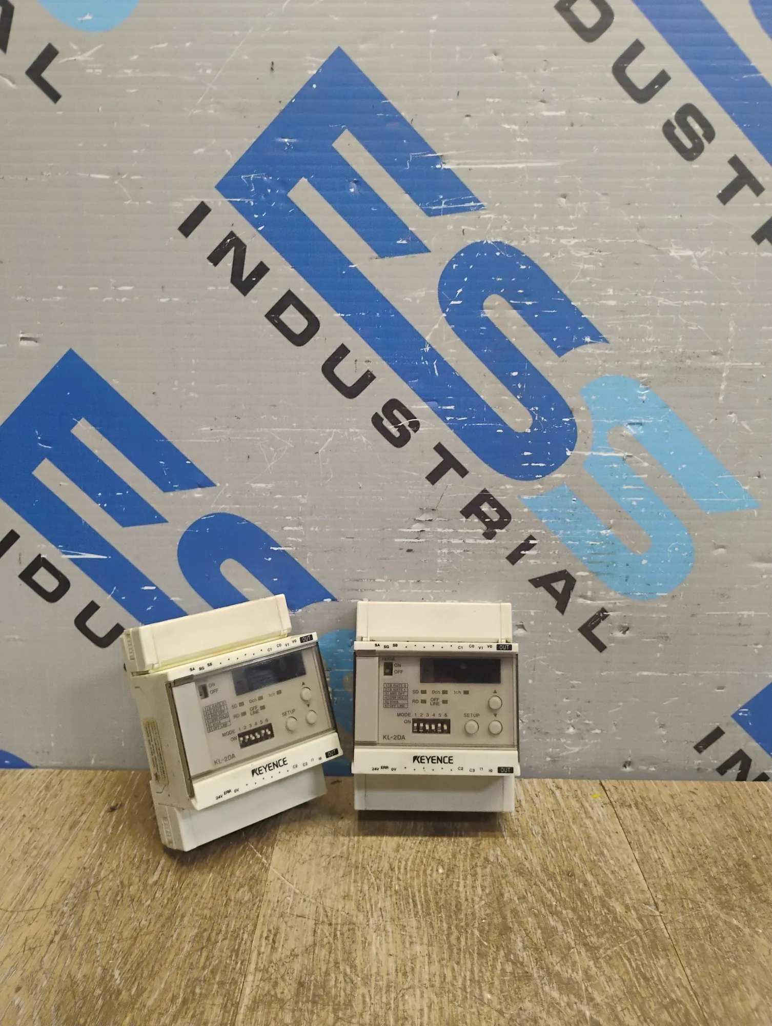USED KEYENCE KL-2DA