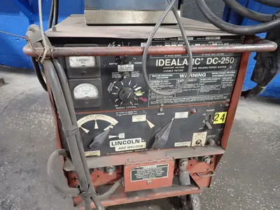 USED LINCOLN DC250
