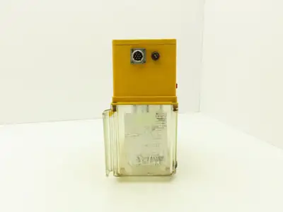 Shiuh Chern YMGP-301FW-T4-D Lubrication Oil Pump Oiler 4L Plastic Tank 110V