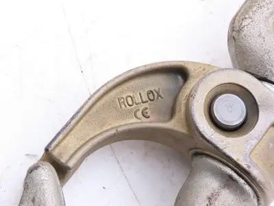Crosby Bullard 1050265 Closed Swivel Bail 3.6 Ton Golden Gate Latch Hook 1.39"