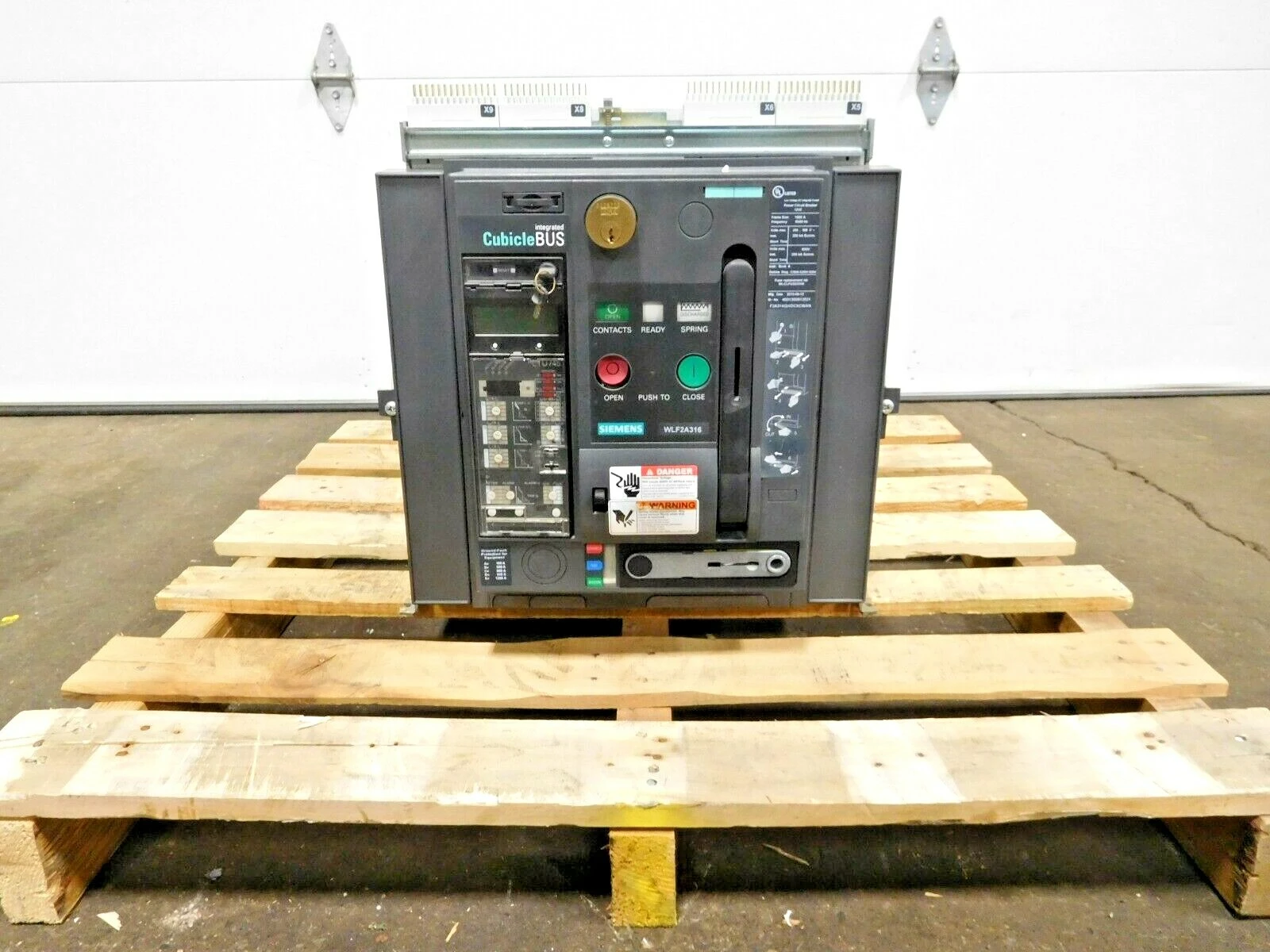 Used Siemens WLF2A316 Circuit Breakers Ohio US | Equipment Recovery Corp. #1330580