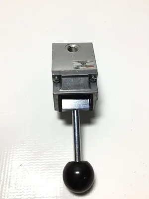 Rexroth 0820401005 PNEUMATIC DIRECTIONAL VALVE