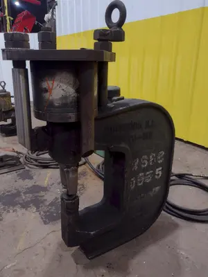 70 TON WA WHITNEY MODEL #771 WEB HYDRAULIC C-FRAME PUNCH W/ POWER UNIT: YOBRO #23902