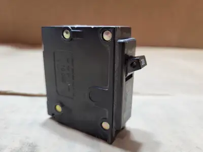 Used EATON BR120 Switchgears British Columbia CA | Lenmark #1438678