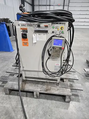 USED 2004 YASKAWA EA1400
