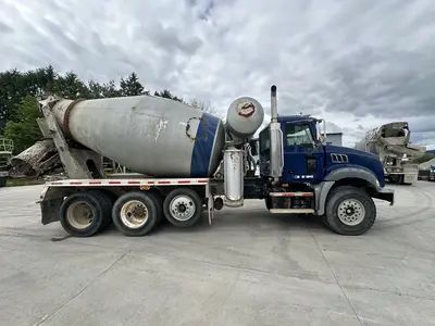 Used 2006 MACK CT713 Concrete Mixer Trucks Pennsylvania US | Proxy Equipment #1388778
