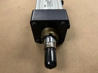 New | in-Stock PARKER 02.50-CBB2MAUS34AC-2.000 Pneumatic Cylinders Ohio US | Surplus Asset Holdings #1246261