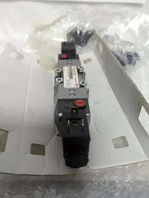 New | in-Stock NORGREN SXE9673A600013JB Solenoid Valves Ohio US | Surplus Asset Holdings #1403177