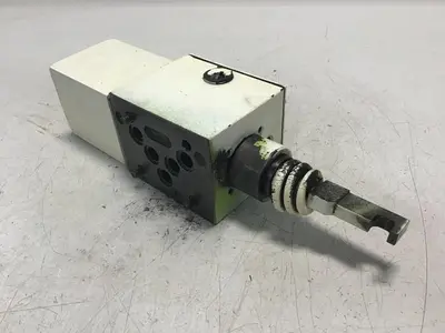 USED PARKER D3T1H21X4537
