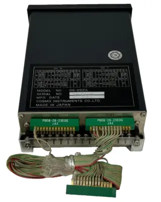 NEW COSMO INSTRUMENTS DS-252A DIGITAL COMPARATOR DS252A
