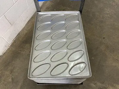 Baking Pans With Oval Molds