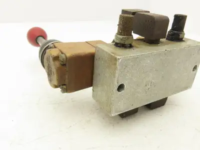 Used VERSA _UNKNOWN_ Valves/Fittings Indiana US | Arrow Industrial #1367750