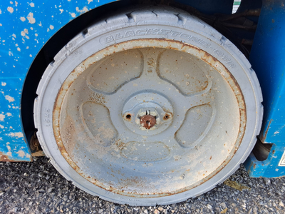 USED 2017 Genie GS-3232