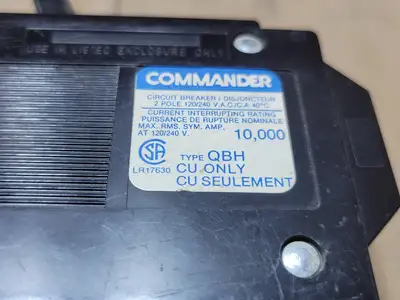 Used COMMANDER QBH230 Switchgears British Columbia CA | Lenmark #1438409