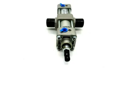 NEW SMC NCDA1T150-0300-X20USAA CYLINDER 250PSI NCDA1T1500300X20USAA