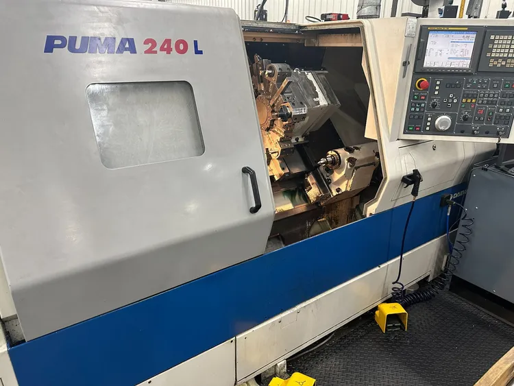 Used 2004 DOOSAN PUMA 240L CNC Lathes Ohio US | Great American Equipment Company 7 #181454