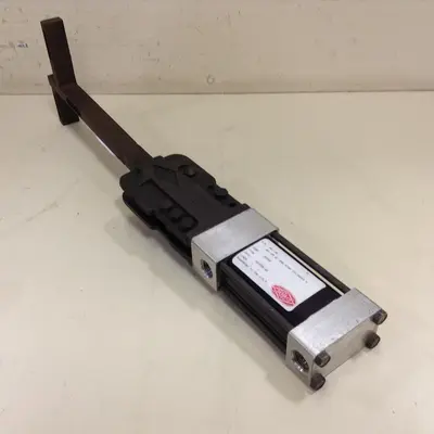 USED DESTACO 841-MR