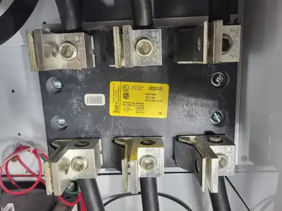 Model 6 Motor Control Center MCC Section, 600V, 3PH, 1200A Bus
