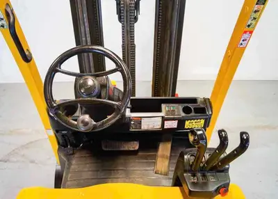 USED 2017 HYSTER E60XN