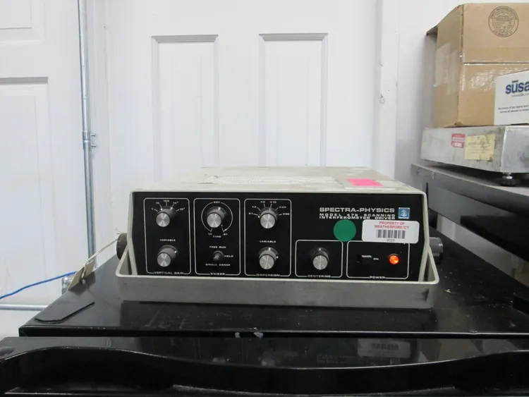 SPECTRA-PHYSICS 476 Electrical | Global Machine Brokers, LLC