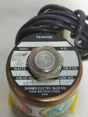 New | in-Stock SKINNER V52LB2100 Solenoid Valves Ohio US | Surplus Asset Holdings #1468914