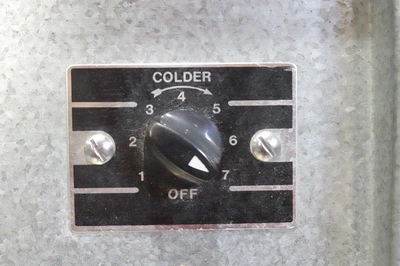 ATLAS METAL DROP IN REFRIGETATED SELF-CONTAINED COLD PAN MODEL WCM-2 (MINOR DENTS ON THE LIP)