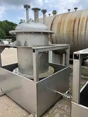 300 gal stainless steel tank
