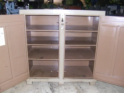 Knaack 2 Door Locking Tool Cabinet