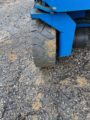USED 2017 Genie GS-3246