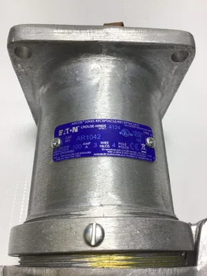 Eaton Crouse-Hinds AR1042 Heavy-Duty Industrial Receptacle 4Poles