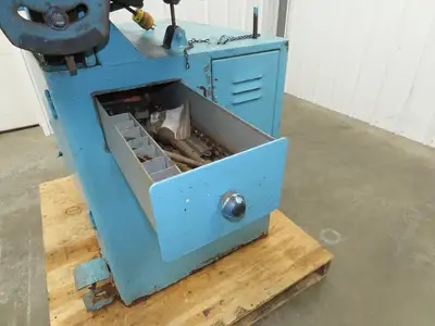 Grob Brothers NS18 Vertical Bandsaw 18" Throat 1Hp 230/460V 3Ph Metal Wood