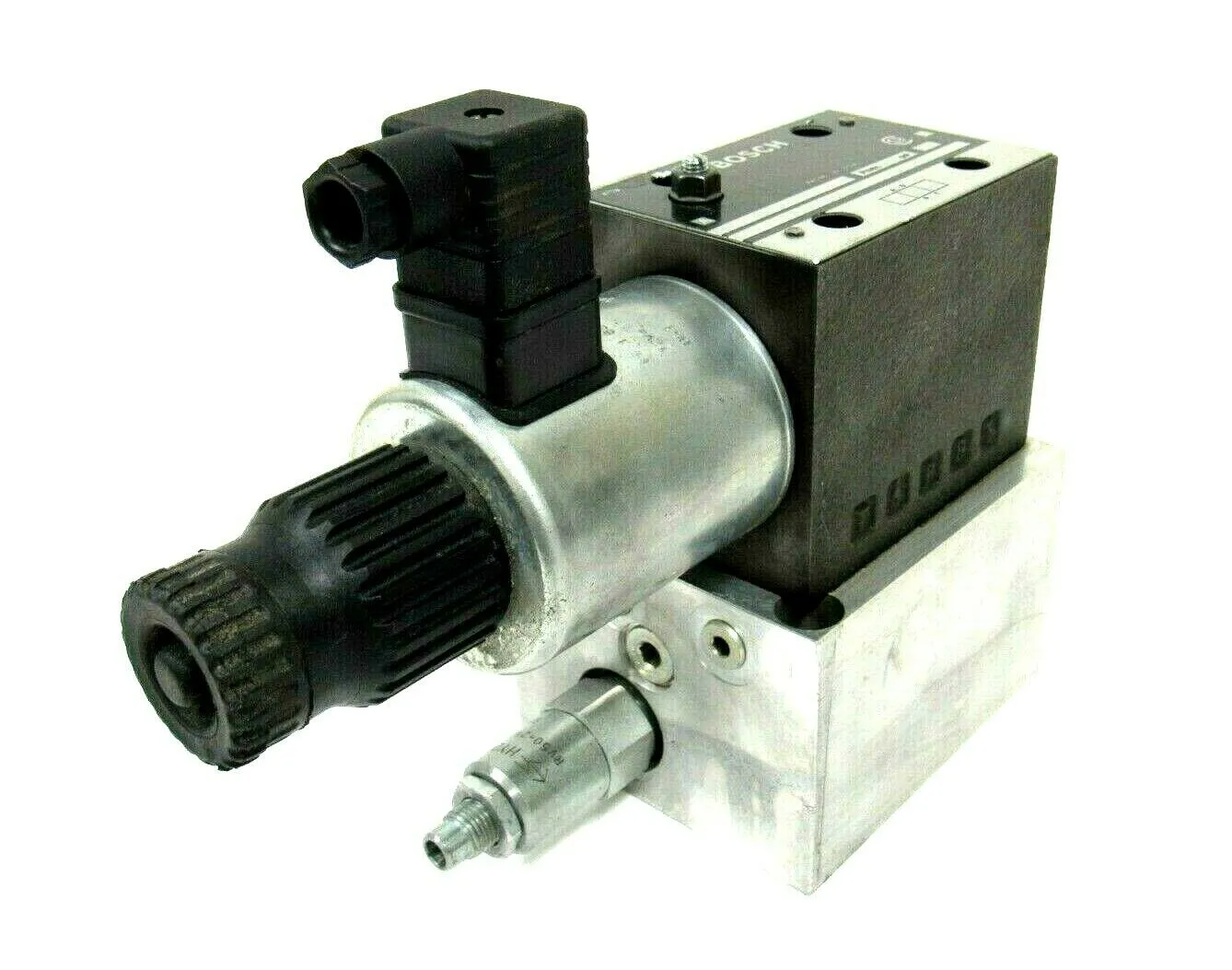 NEW BOSCH 9810232406 VALVE 081WV10P1V1014WS012/00-D51/11 AD05HSPRVC12S