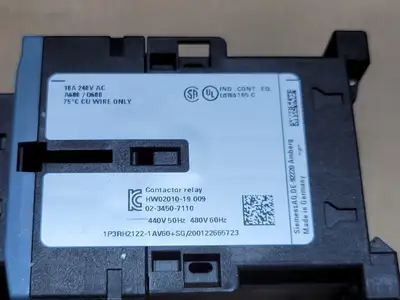 USED SIEMENS 3RH2911-1FA22