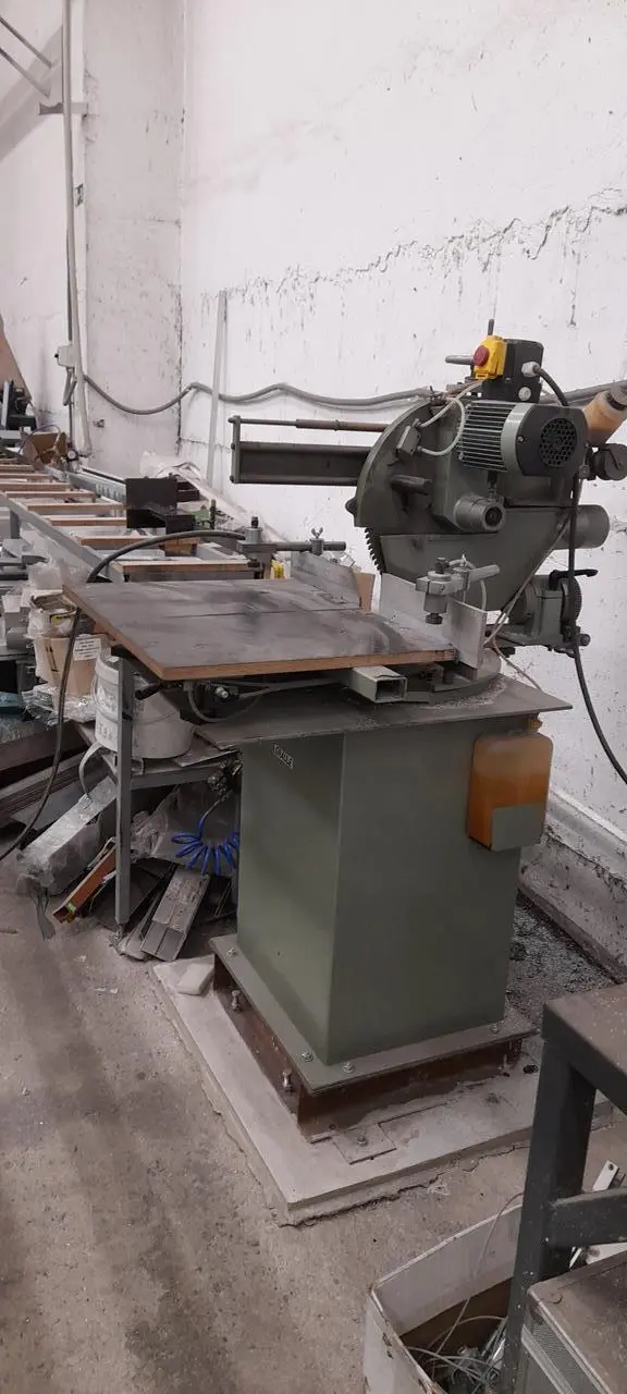 USED 1993 GRAULE -