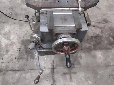 2 HP DOALL MODEL @PM-200V RAM TYPE VERTICAL MILL WITH POWER FEED & DRO: STOCK #22880